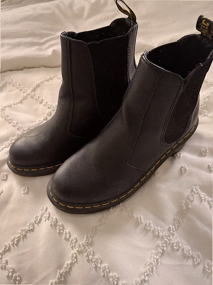 Dr. Martens Black Chelsea Ankle Boots Round Toe Slip-On w/ Logo Accent