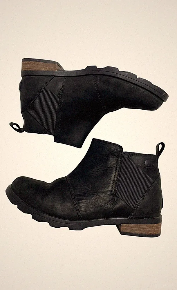 SOREL Emelie Chelsea Waterproof Black Leather ankle bootie boot women 8.5